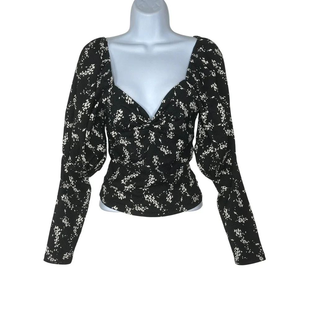 Anthropologie Blouse XS Black Floral Sweetheart Puff Sleeve Twist Front Romantic